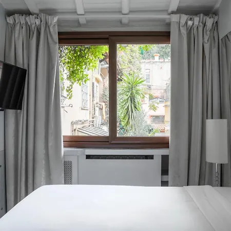 Bdb Margutta Maison d'hôtes 4*