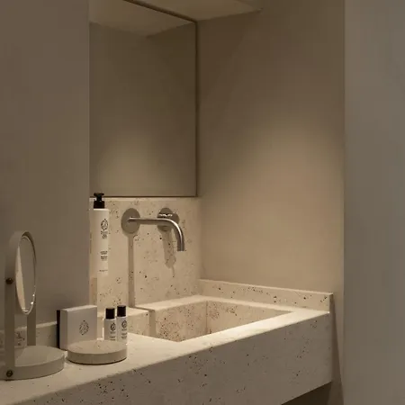 Guest house Bdb Margutta 4*