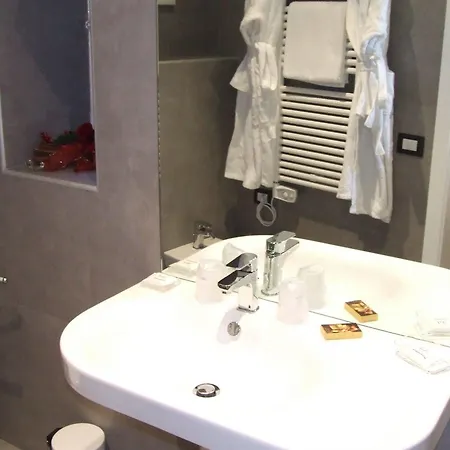 Bdb Margutta Guest house Rome