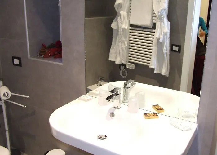 Bdb Margutta Pensión Roma